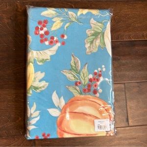 Beautiful Pumpkin Fall Berries Tablecloth New 60”x84” Spillproof Floral